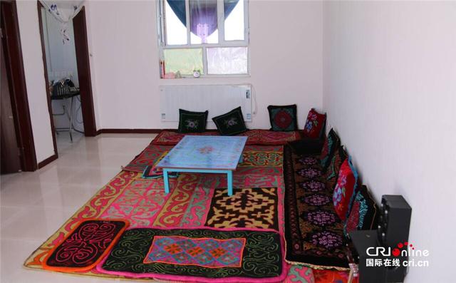 新疆乌苏镇开展旅游扶贫，贫困户不花一分钱住上安居房