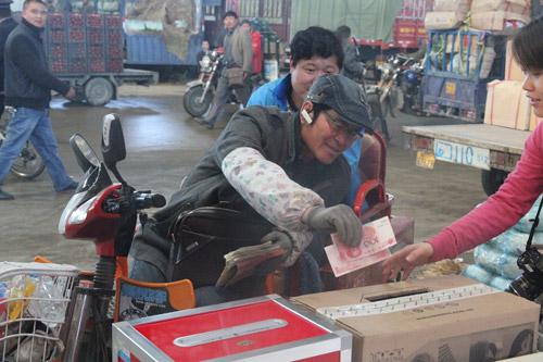 新疆九鼎农业集团有限公司为雅安灾区人民捐款近11万元