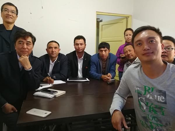 新疆拜城：集中收看《天山誓言》 勇于发出坚决与“三股势力”作斗争的正义之声